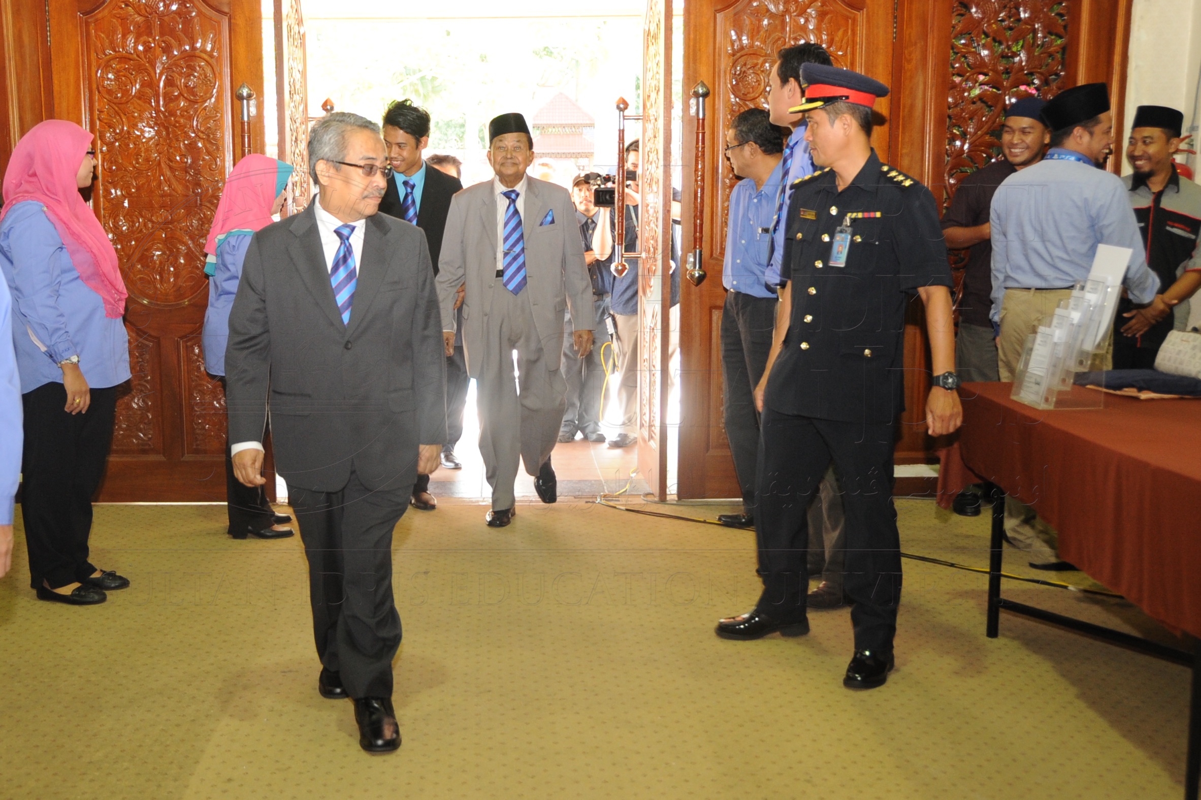 PRO 16 6 AMANAT VCHAS 8575